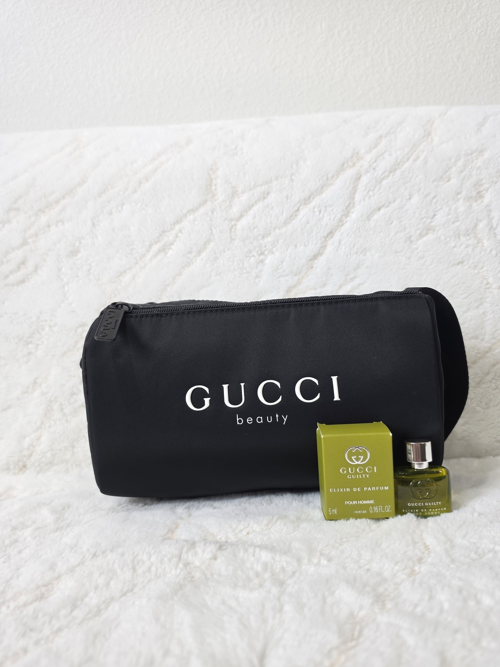 Gucci Beauty Black Travel Pouch with Green Gucci Guilty Mini